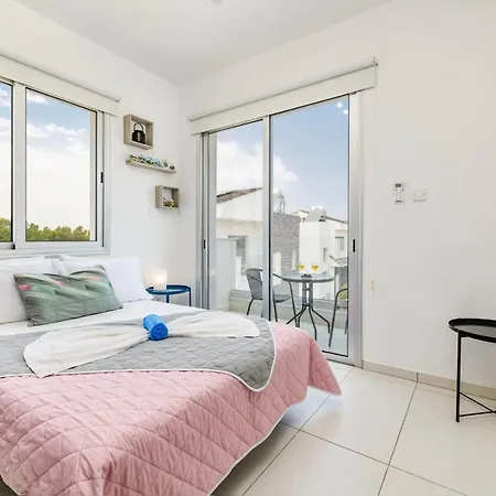 Mermaid Beach Villa #5